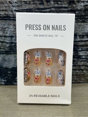 Press On Nails - Floral Design Reusable Nail Tips - Pink & Black (24 count)